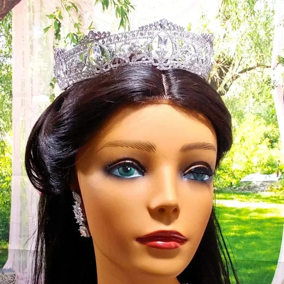 Jewelry - 8pc. Handmade Unique One-Of-a-Kind Tiara Bridal Package
